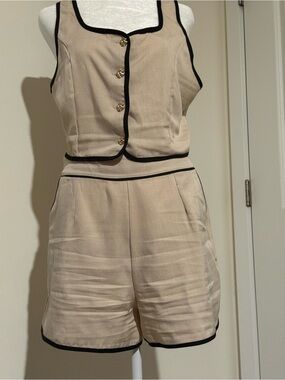 Beige Sleeveless Short Set with Black Trim - Women's Shorts & Capris
